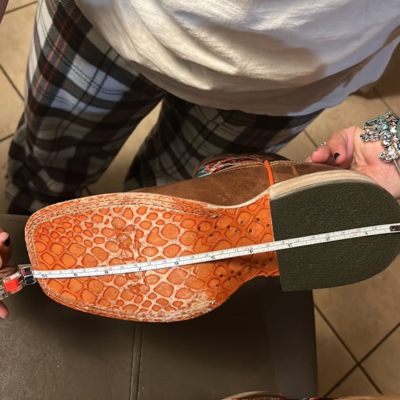 Ariat floral square toe boots - Picture 8 of 8